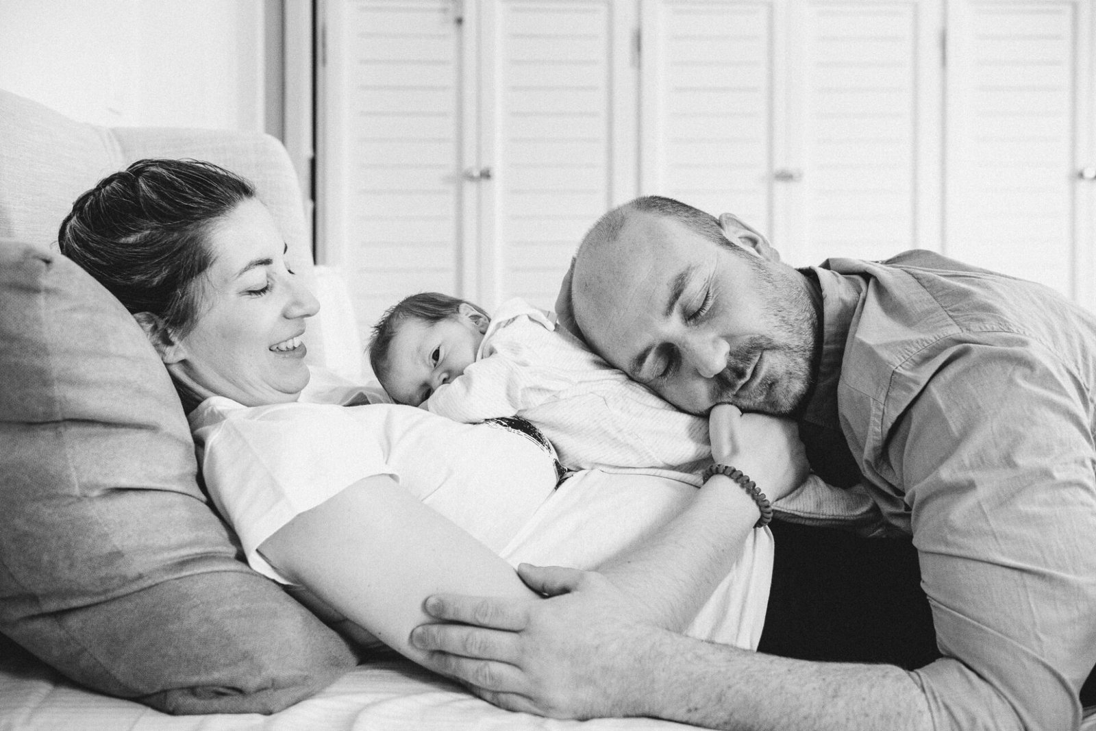 new_born_boy_family_portrait_tinos_athens_panagiotis_chalkias 10