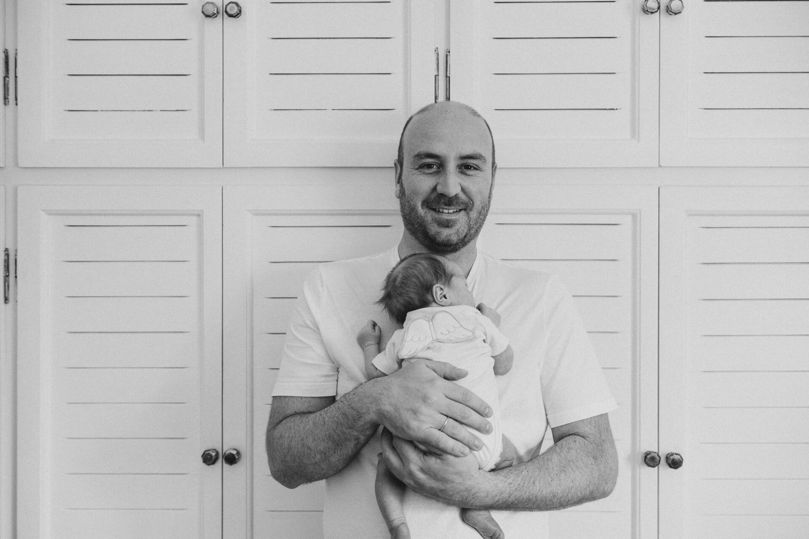 new_born_boy_family_portrait_tinos_athens_panagiotis_chalkias 3