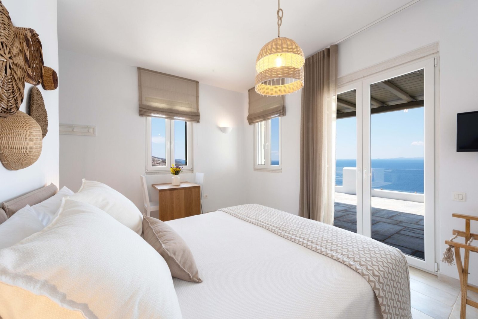TWO_BEDROOM_VILLA – ALMIRA_VATHI_BLUE_VILLAS_TINOS_ISLAND_GREECE_PANAGIOTIS_CHALKIAS_PHOTOGRAPHY 3