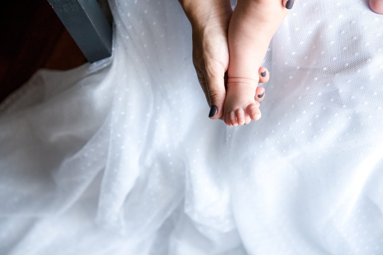 new_born_girl_babe_family_portrait_tinos_athens_panagiotis_chalkias_photography 02