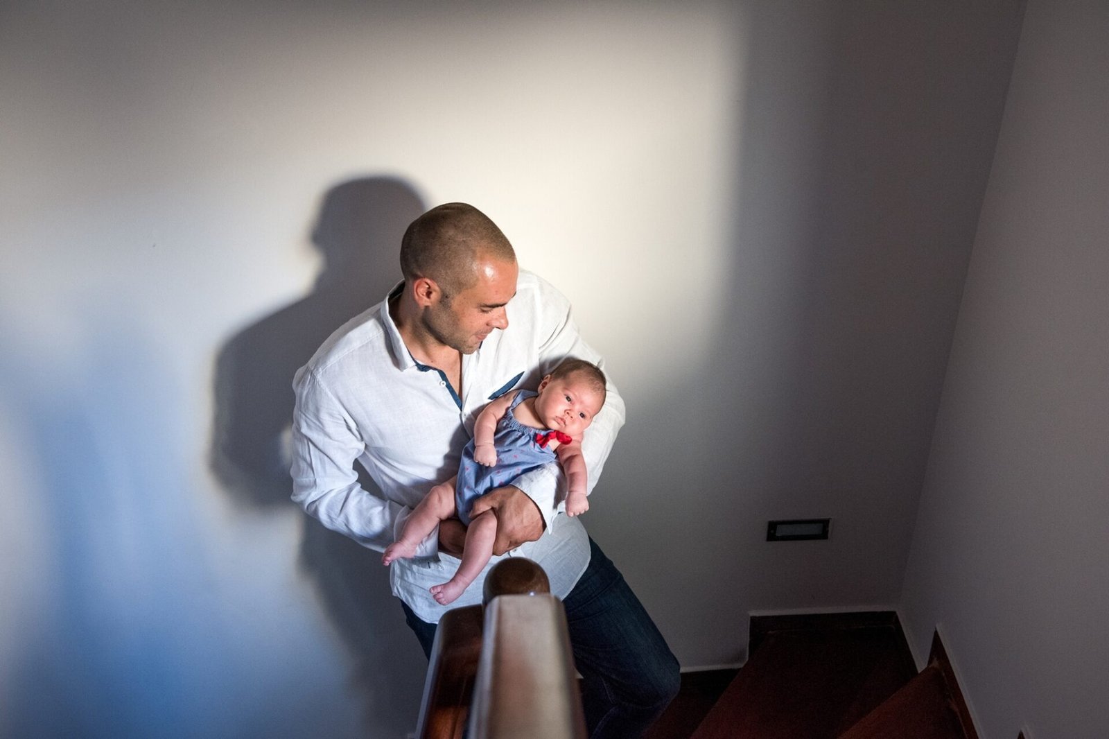 new_born_girl_babe_family_portrait_tinos_athens_panagiotis_chalkias_photography 09