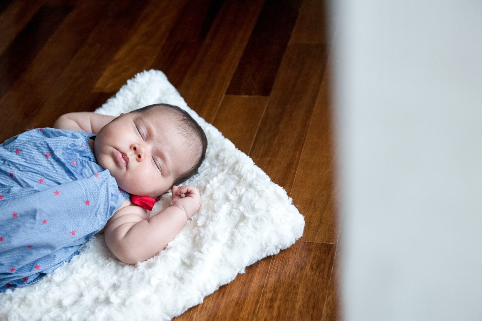 new_born_girl_babe_family_portrait_tinos_athens_panagiotis_chalkias_photography 16